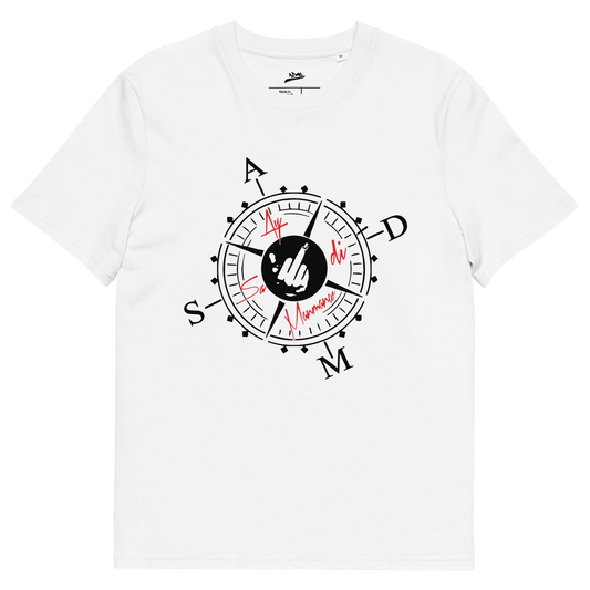 T-shirt blanc en coton avec une illustration de boussole avec les lettres ADMS autour, et les mots Ay di Sa Manmanw 